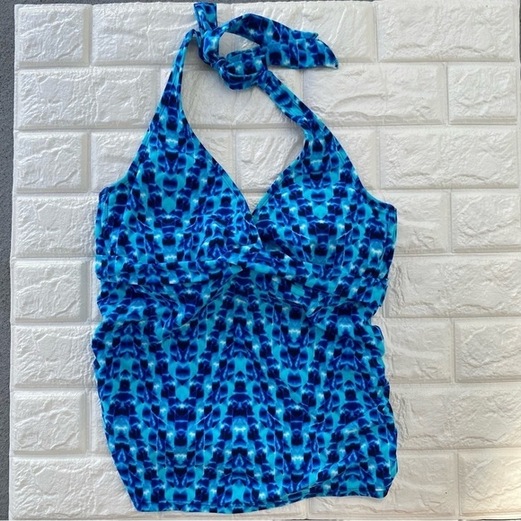 Athleta Tara Halter Tankini Swim Top Watercolor size 34D/DD - Picture 6 of 6